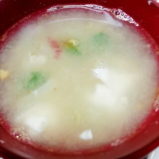 芽キャベツと豆腐の卵スープ